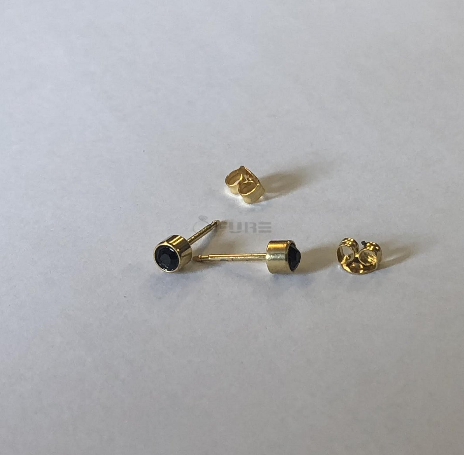 4Mm 18K Gold Plated Surgical Steel Cubic Zirconia round Cartilage Stud Earrings