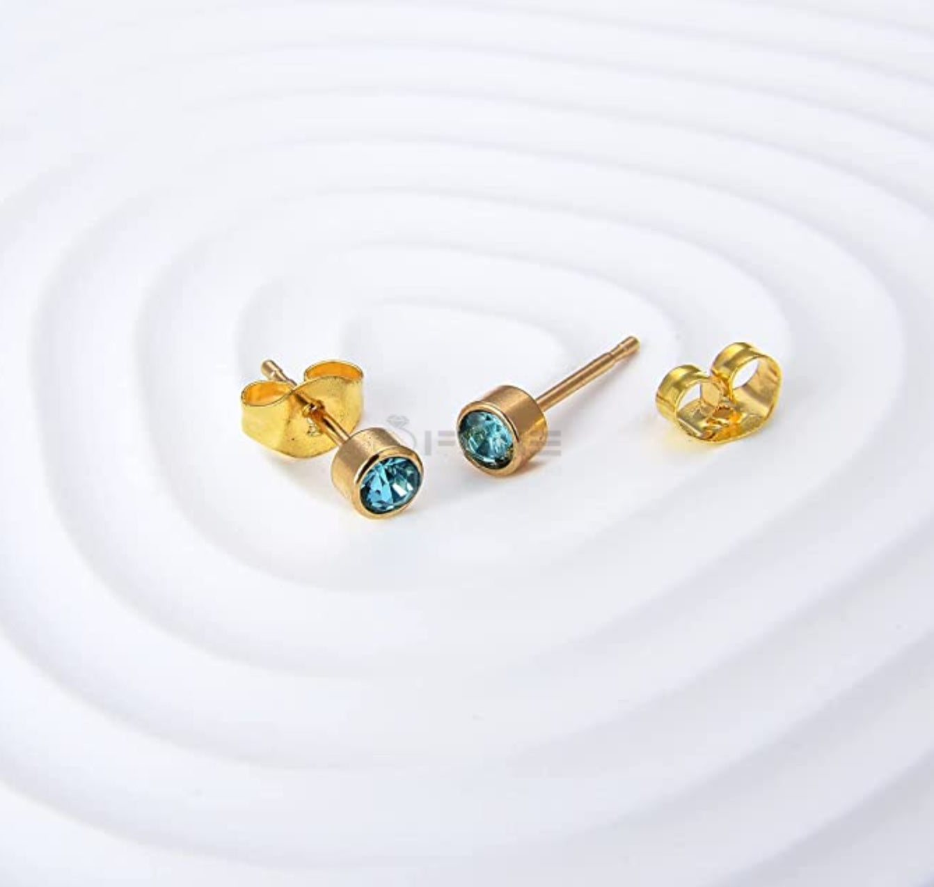 4Mm 18K Gold Plated Surgical Steel Cubic Zirconia round Cartilage Stud Earrings